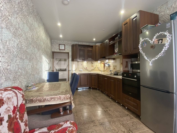
   Продам 3-комнатную, 84.1 м², Сержанта Коротаева ул, 1

. Фото 2.