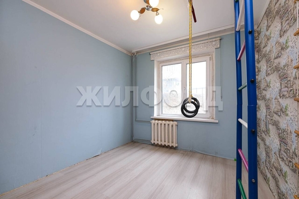 
   Продам 4-комнатную, 80.2 м², В. Высоцкого ул, 5

. Фото 22.