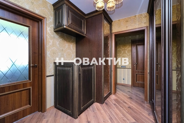 
   Продам 2-комнатную, 50 м², В. Высоцкого ул, 50/3

. Фото 15.