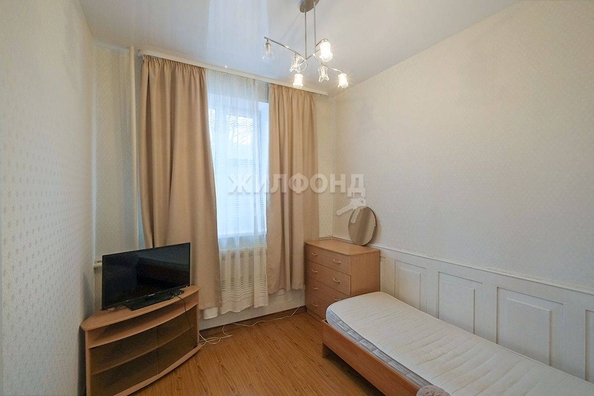 
   Продам дом, 252.8 м², Новосибирск

. Фото 3.