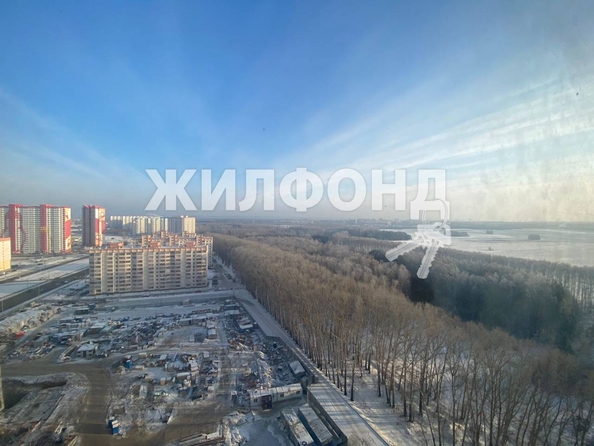 
   Продам 3-комнатную, 60.3 м², Петухова ул, 162

. Фото 8.