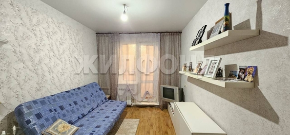 
   Продам 4-комнатную, 77.3 м², В. Высоцкого ул, 13

. Фото 1.