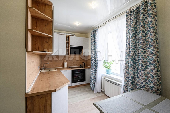 
   Продам 1-комнатную, 36.1 м², Авиастроителей ул, 11/1

. Фото 2.