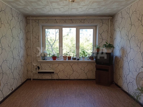 
   Продам 3-комнатную, 59.8 м², Гусинобродское ш, 11

. Фото 1.