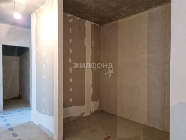 
   Продам 4-комнатную, 92.6 м², Большевистская ул, 88

. Фото 6.