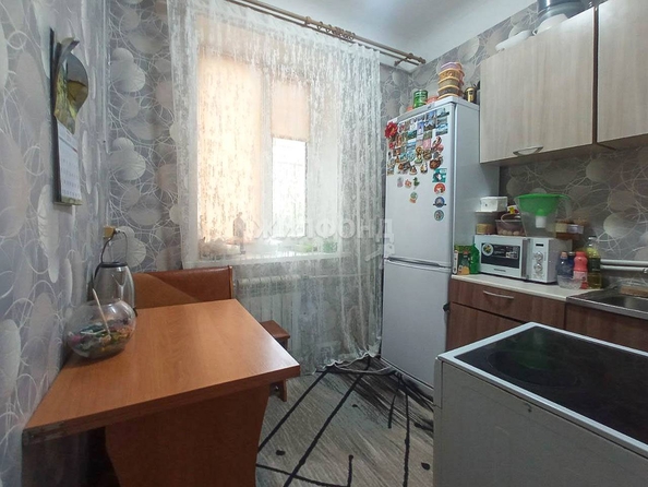 
   Продам 2-комнатную, 39.6 м², Падунская ул, 10

. Фото 9.