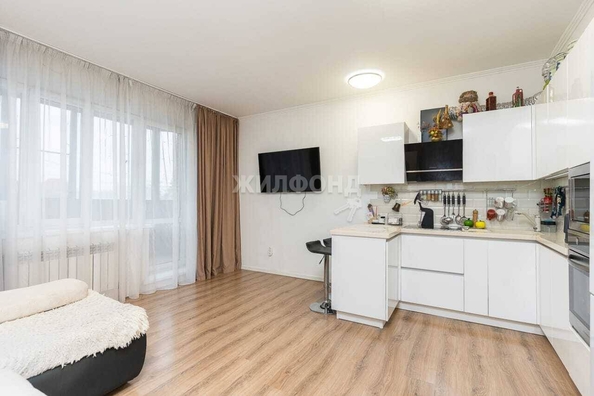 
   Продам 3-комнатную, 73 м², Кирова ул, 236

. Фото 3.