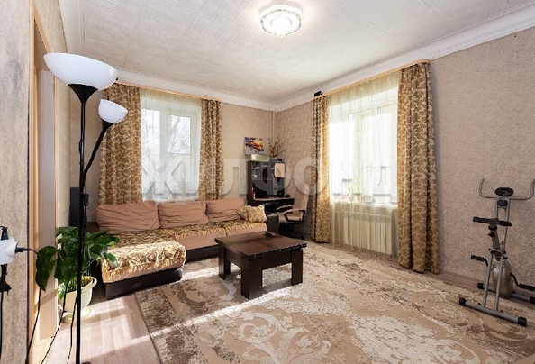 
   Продам 3-комнатную, 65.3 м², Флотская ул, 3

. Фото 2.