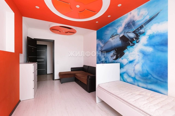 
   Продам 4-комнатную, 93.5 м², Нижегородская ул, 24/1

. Фото 22.