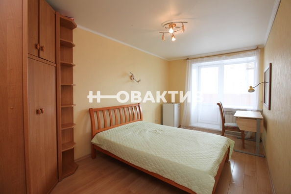 
   Продам 3-комнатную, 85.1 м², Семьи Шамшиных ул, 4

. Фото 17.