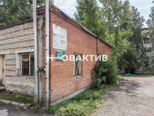 
   Продам помещение свободного назначения, 560.7 м², Звездная ул, 4/1

. Фото 3.