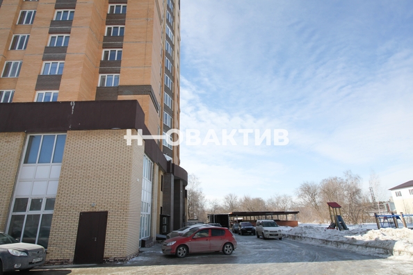 
   Продам помещение свободного назначения, 76 м², Молодежи б-р, 15

. Фото 3.