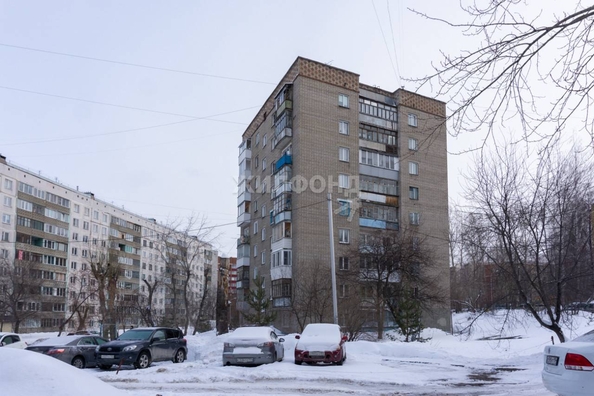 
   Продам 3-комнатную, 53.7 м², Адриена Лежена ул, 10

. Фото 16.