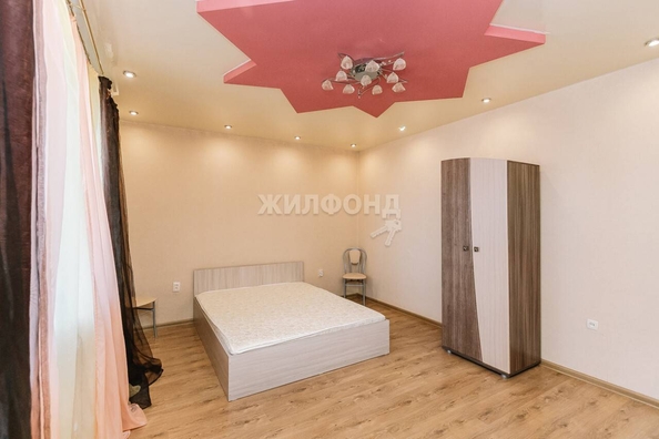 
   Продам 1-комнатную, 45.8 м², 2-й (4 мкр.) кв-л, 226

. Фото 6.