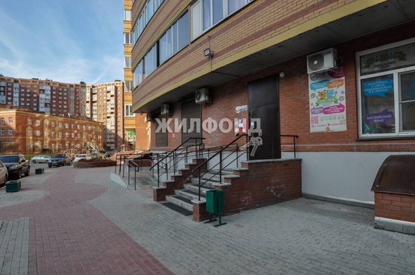 
   Продам 3-комнатную, 81.2 м², Стартовая ул, 1

. Фото 39.