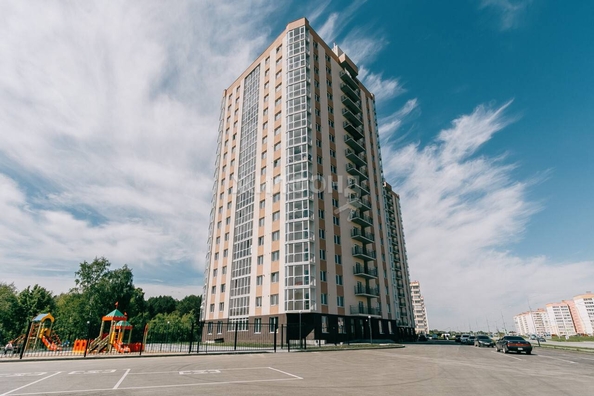 
   Продам 2-комнатную, 59 м², Петухова ул, 172

. Фото 29.