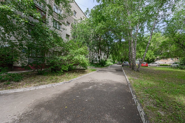 
   Продам 2-комнатную, 49.4 м², Героев Труда ул, 20

. Фото 16.