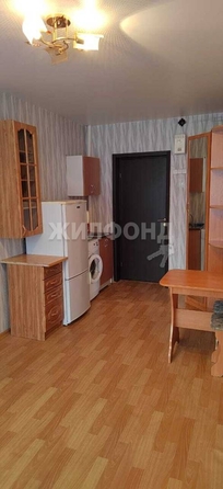 
   Продам комнату, 14 м², Каменская ул, 84в

. Фото 1.