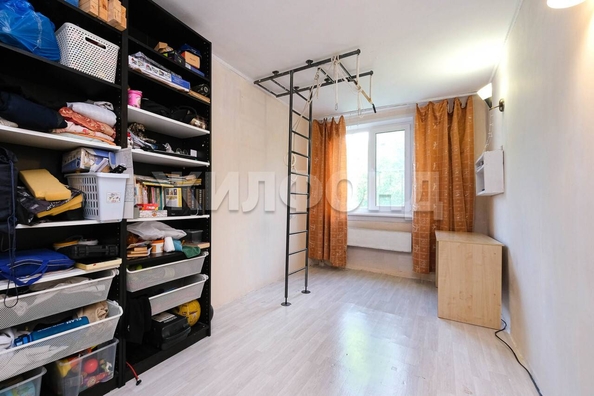 
   Продам 3-комнатную, 57.3 м², Палласа ул, 2/2

. Фото 14.