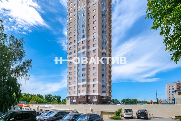 
   Продам 2-комнатную, 57 м², Приморская ул, 5

. Фото 1.