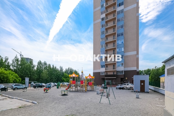 
   Продам 2-комнатную, 57 м², Приморская ул, 5

. Фото 4.