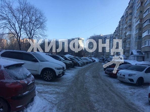 
   Продам 3-комнатную, 61.3 м², Лазурная ул, 14

. Фото 5.