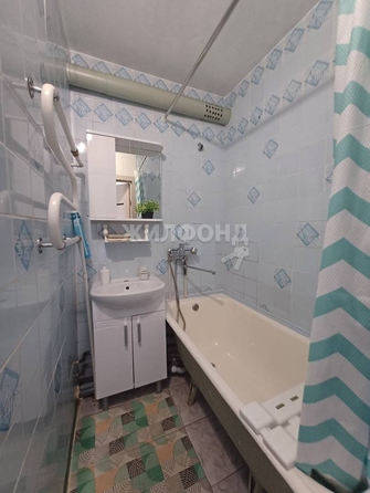 
   Продам 3-комнатную, 63.4 м², Кошурникова ул, 13/1

. Фото 6.