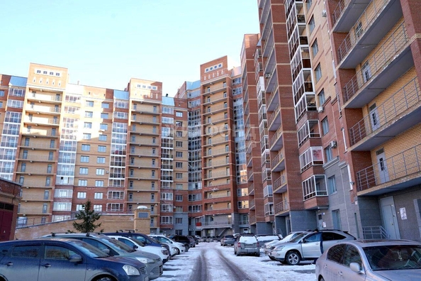 
   Продам 2-комнатную, 65.55 м², Есенина ул, 67

. Фото 6.