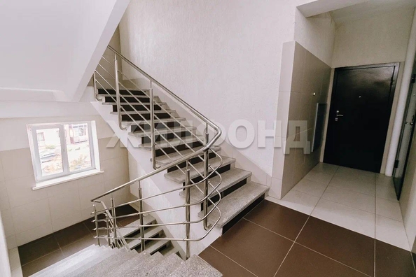 
   Продам 3-комнатную, 80.1 м², 7-й микрорайон, 18

. Фото 23.