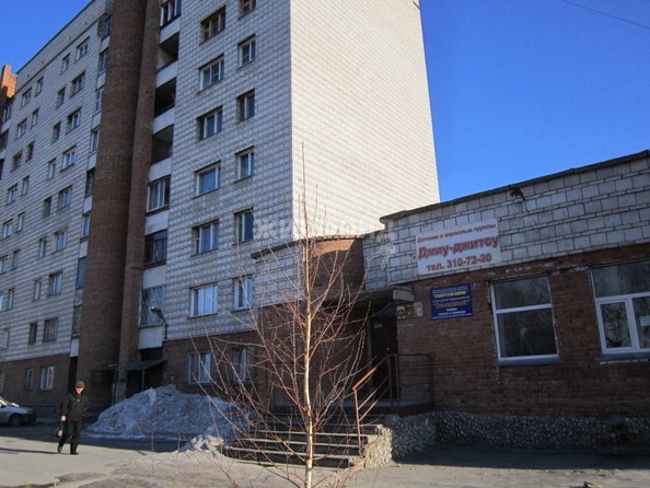 
   Продам 2-комнатную, 47.1 м², Невельского ул, 29

. Фото 4.