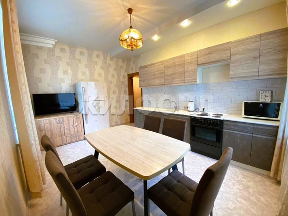 
   Продам 3-комнатную, 84.9 м², Авиастроителей ул, 14

. Фото 1.