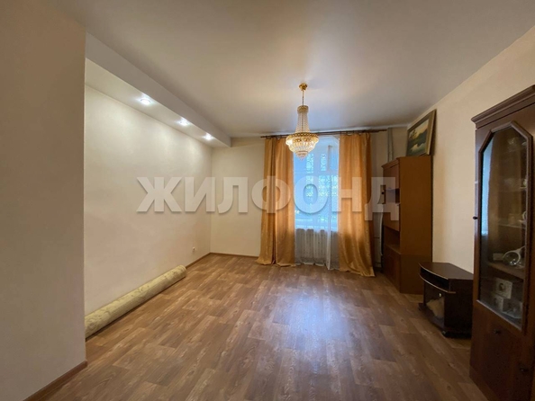 
   Продам 3-комнатную, 84.9 м², Авиастроителей ул, 14

. Фото 5.