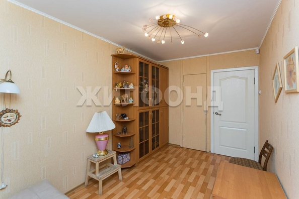 
   Продам 3-комнатную, 59 м², Новогодняя ул, 16

. Фото 12.