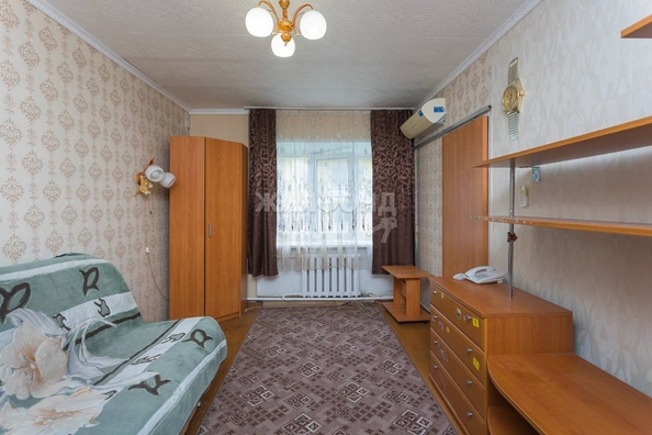 
   Продам 3-комнатную, 49 м², Боровая Партия ул, 4

. Фото 3.