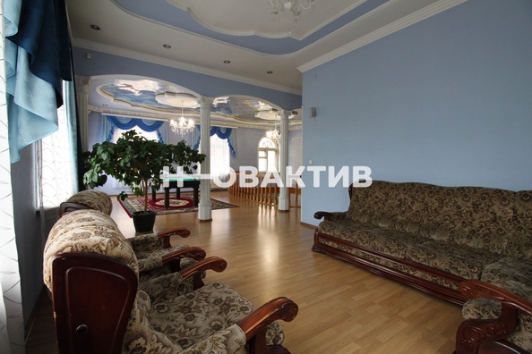 
   Продам дом, 353 м², Новосибирск

. Фото 12.