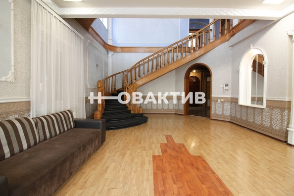 
   Продам дом, 353 м², Новосибирск

. Фото 23.