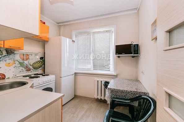 
   Продам 2-комнатную, 43 м², Есенина ул, 35

. Фото 6.