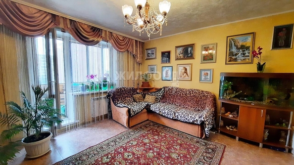 
   Продам 4-комнатную, 76.4 м², Плахотного ул, 74

. Фото 1.