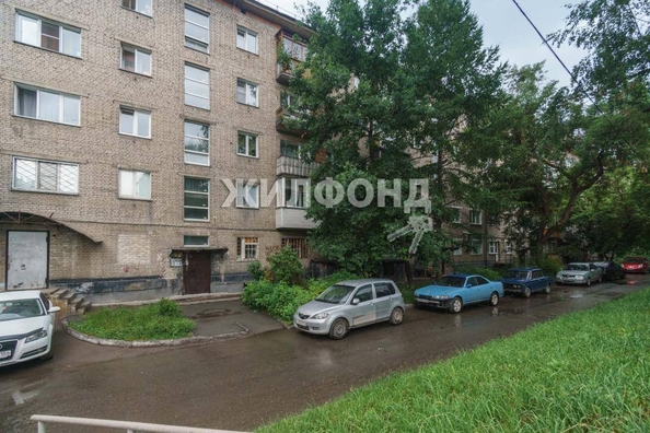 
   Продам 3-комнатную, 55.2 м², Богдана Хмельницкого ул, 6

. Фото 17.