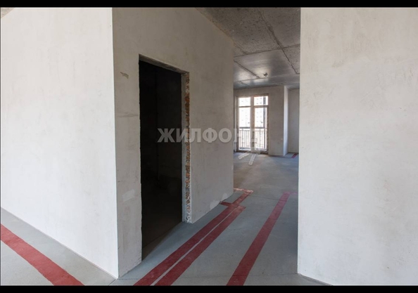 
   Продам 3-комнатную, 64.93 м², Семьи Шамшиных ул, 91

. Фото 1.