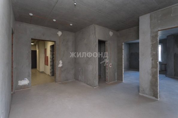 
   Продам 3-комнатную, 95.9 м², Дуси Ковальчук ул, 244

. Фото 2.