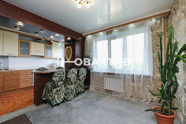 
   Продам 3-комнатную, 62.1 м², Гусинобродское ш, 25

. Фото 12.