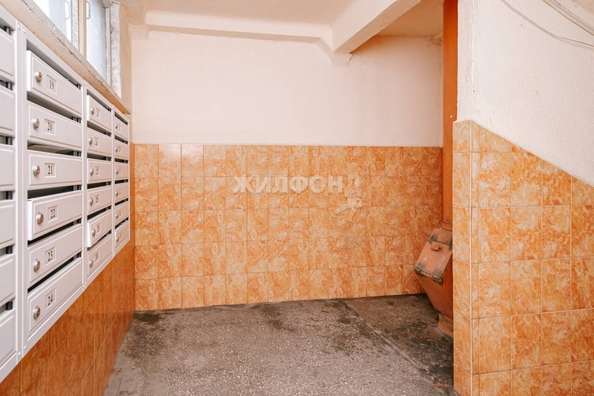 
   Продам 3-комнатную, 60.4 м², Гусинобродское ш, 27

. Фото 20.