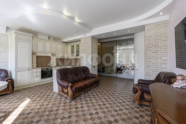 
   Продам 2-комнатную, 55 м², Станиславского ул, 4

. Фото 3.