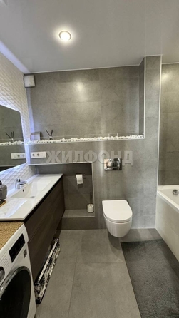 
   Продам 2-комнатную, 72 м², Вилюйская ул, 9

. Фото 7.