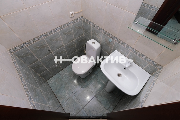 
   Продам таунхаус, 307.1 м², Новосибирск

. Фото 35.