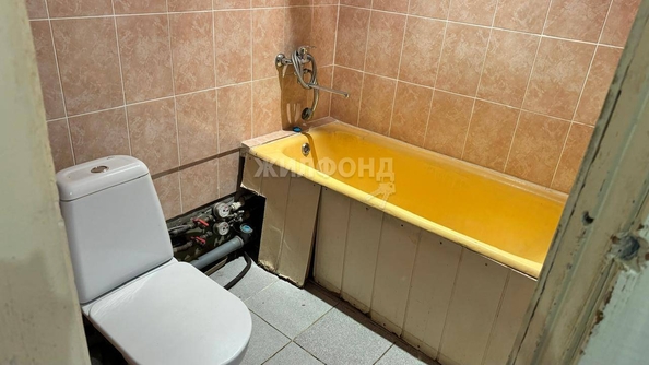 
   Продам 1-комнатную, 28.5 м², Солидарности ул, 99

. Фото 7.