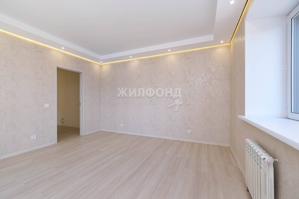 
   Продам 2-комнатную, 60.6 м², Героев Революции ул, 23/1

. Фото 4.