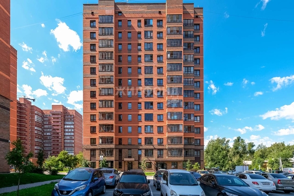 
   Продам 3-комнатную, 83.2 м², Серафимовича ул, 18а

. Фото 30.