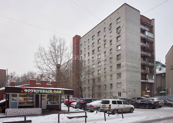 
   Продам секционку, 11.5 м², Каменская ул, 26

. Фото 17.